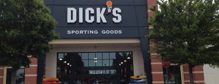 DICK'S Sporting Goods is one of Quintain’s Liked Places.