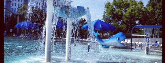 St. Louis Park Rec Center is one of Ray’s Liked Places.