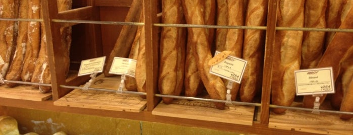 Douce France is one of Delicious bakeries in Tokyo / 東京の美味しいパン屋.