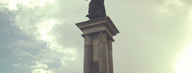 Texas Heros Monument is one of Lugares favoritos de Anitha.