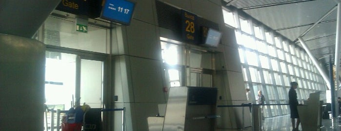 Выход / Gate 28/28A is one of Vnukovo airport locations.