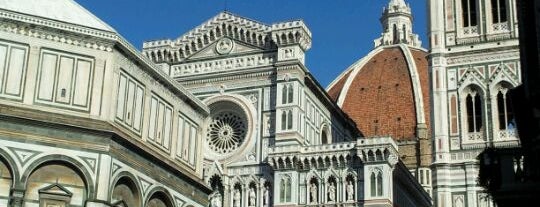 Baptistery of St John is one of 101 posti da vedere a Firenze prima di morire.