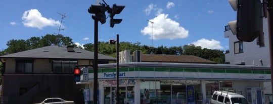 ファミリーマート 王禅寺西店 is one of 新百合ヶ丘駅 | おきゃくやマップ.