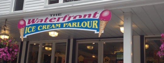 Waterfront Ice Cream Parlour is one of Tempat yang Disukai Chris.