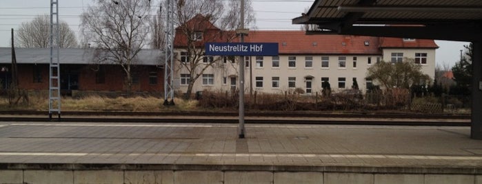 Neustrelitz Hauptbahnhof is one of Bahnhöfe DB.