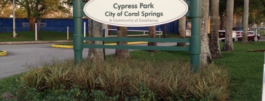 Cypress Park is one of Mariesther 님이 좋아한 장소.