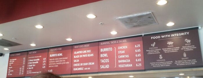 Chipotle Mexican Grill is one of Dianey'in Beğendiği Mekanlar.