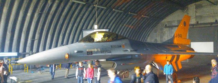 Shelter 610 is one of Vliegbasis Soesterberg & De Paltz.