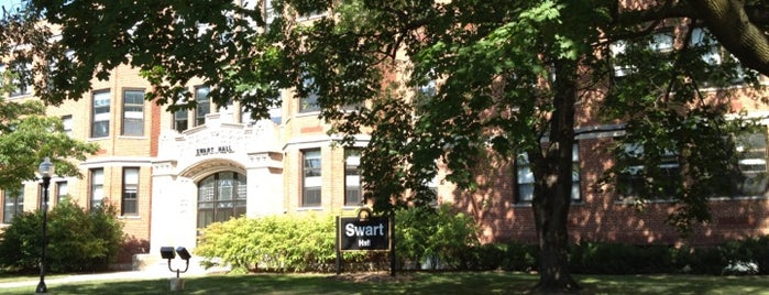 Swart Hall is one of Skool.