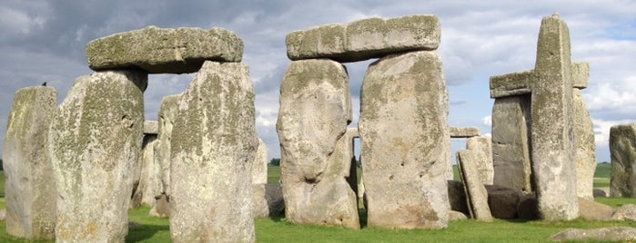 Stonehenge is one of wonders of the world.