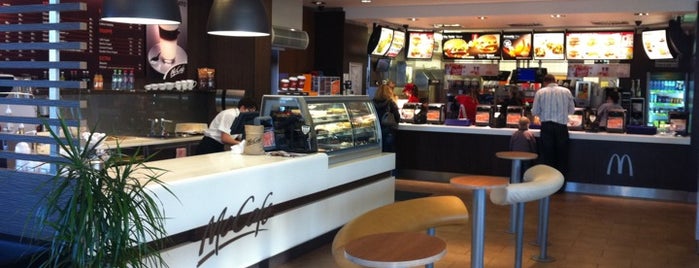 McDonald's is one of Nikos : понравившиеся места.