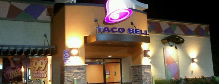 Taco Bell is one of Tempat yang Disukai Lyric.