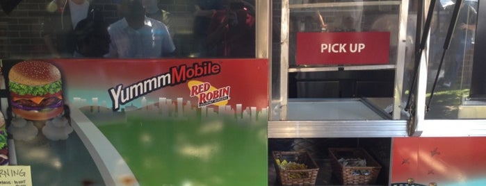 Red Robin YummmMobile is one of Food Trucks.