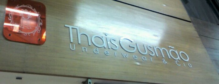 Thais Gusmão is one of Lieux sauvegardés par Theus.