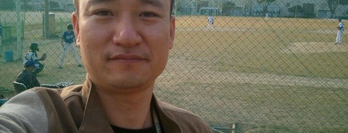 삼성전자  수원  사내야구장 is one of Baseball Park.