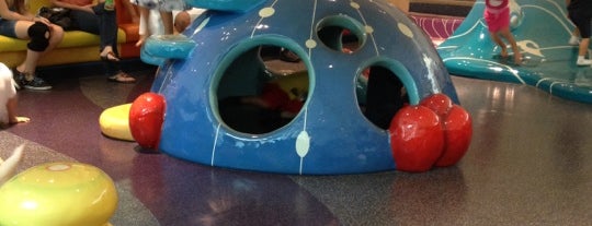 The Living Ocean Play Space is one of Lugares favoritos de Justin.