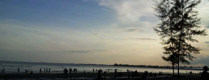 Pantai Gelora is one of Islands & Beaches of Malaysia.