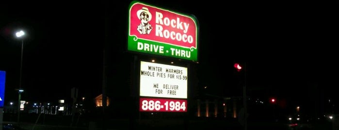 Rocky Rococo's is one of สถานที่ที่ Tracy ถูกใจ.