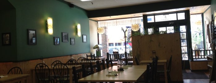 Ralph's Garden Cafe is one of Restaurants in Mason City.