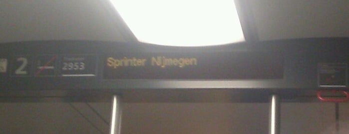 Sprinter Arnhem - Nijmegen is one of Snel inchecken.