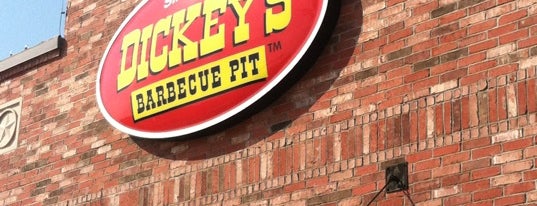Dickey's Barbecue Pit is one of Chains of Love.