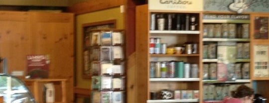 Caribou Coffee is one of Orte, die Justin gefallen.