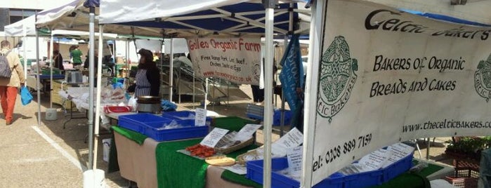 Notting Hill Farmers' Market is one of Organic and vegan shopping.