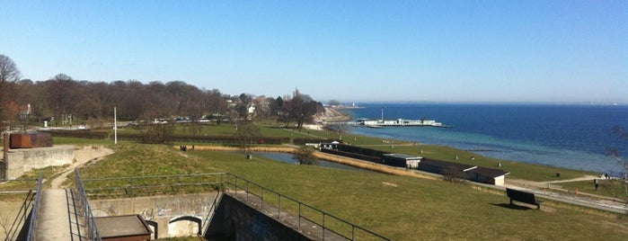 Charlottenlund Fort is one of Tempat yang Disukai Lars.