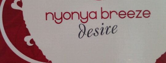 Nyonya Breeze Desire is one of Orte, die Alyssa gefallen.