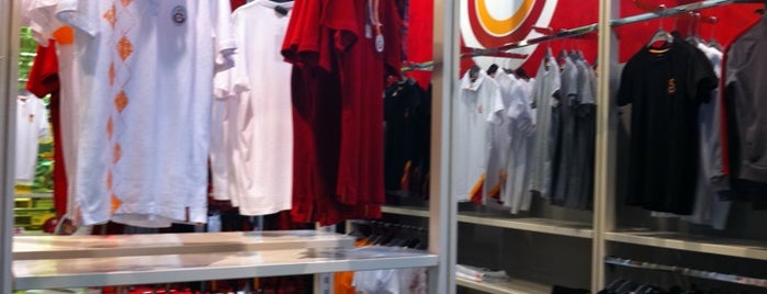 GS Store is one of Champion Galatasaray Places.