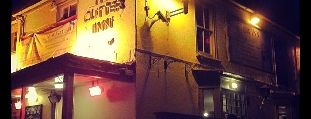 The Cutter Inn is one of Lugares favoritos de Carl.