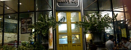 iberry Café is one of Enjoy eating ;).