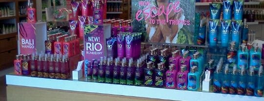 Bath & Body Works is one of Julieさんのお気に入りスポット.