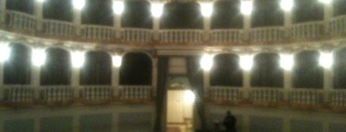 Teatro Lauro Rossi is one of Teatri delle Marche.