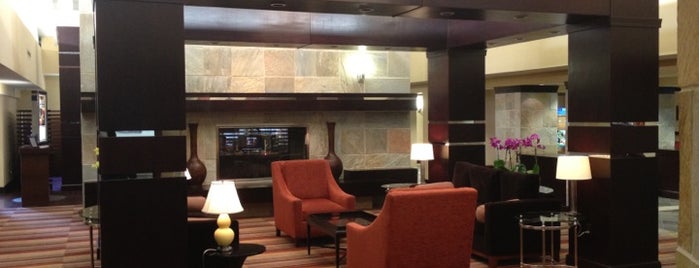 Sheraton Roanoke Hotel & Conference Center is one of Leslie : понравившиеся места.