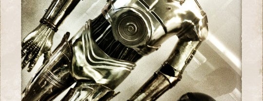 C3-PO At The Smithsonian Museum Of American History is one of Favorite Arts & Entertainment.