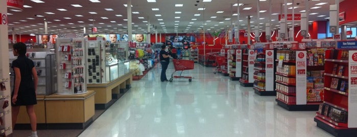 Target is one of Orte, die Rachel gefallen.