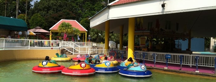 Escape Theme Park is one of Home town: Pasir Ris..