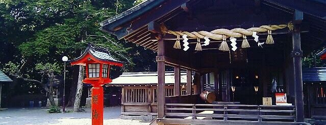 Nakatsumiya Shrine is one of 八百万の神々 / Gods live everywhere in Japan.