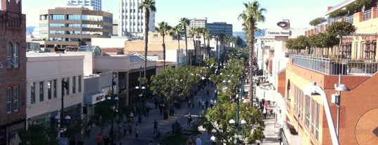 Third Street Promenade is one of LA Photo Walk (Beverly Hills-Santa Monica).
