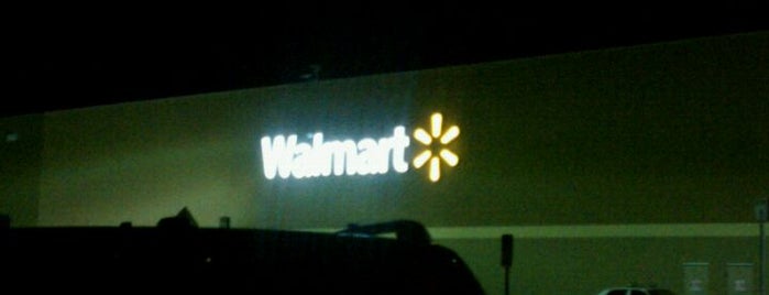 Walmart Supercenter is one of Michael : понравившиеся места.