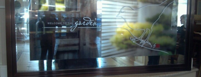 Hilton Garden Inn is one of Jennifer: сохраненные места.