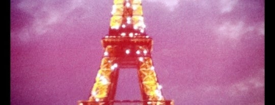 Torre Eiffel is one of Stunning Views Around the World by Nokia.