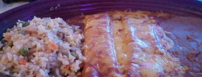 Juanita's Mexican Restaurant and Cantina is one of Locais curtidos por Phoebe.