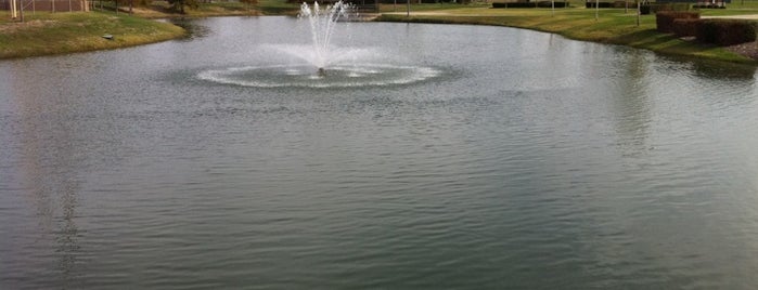 Colleyville City Park is one of Lugares favoritos de Mike.