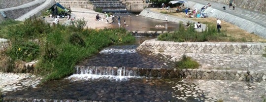 Sumiyoshi River is one of Posti che sono piaciuti a Hitoshi.