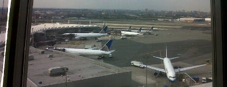 뉴어크 리버티 국제공항 (EWR) is one of Airports in US, Canada, Mexico and South America.