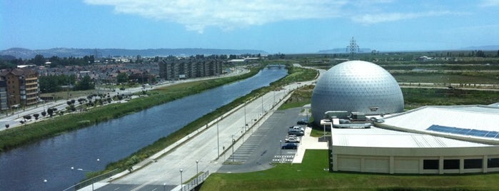 Sonesta Hotel Concepcion is one of Orte, die Rodrigo gefallen.