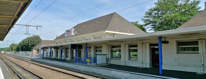 Gare SNCF de Saumur is one of Saumur.