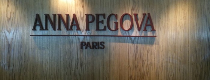 Anna Pegova is one of สถานที่ที่ Laura ถูกใจ.